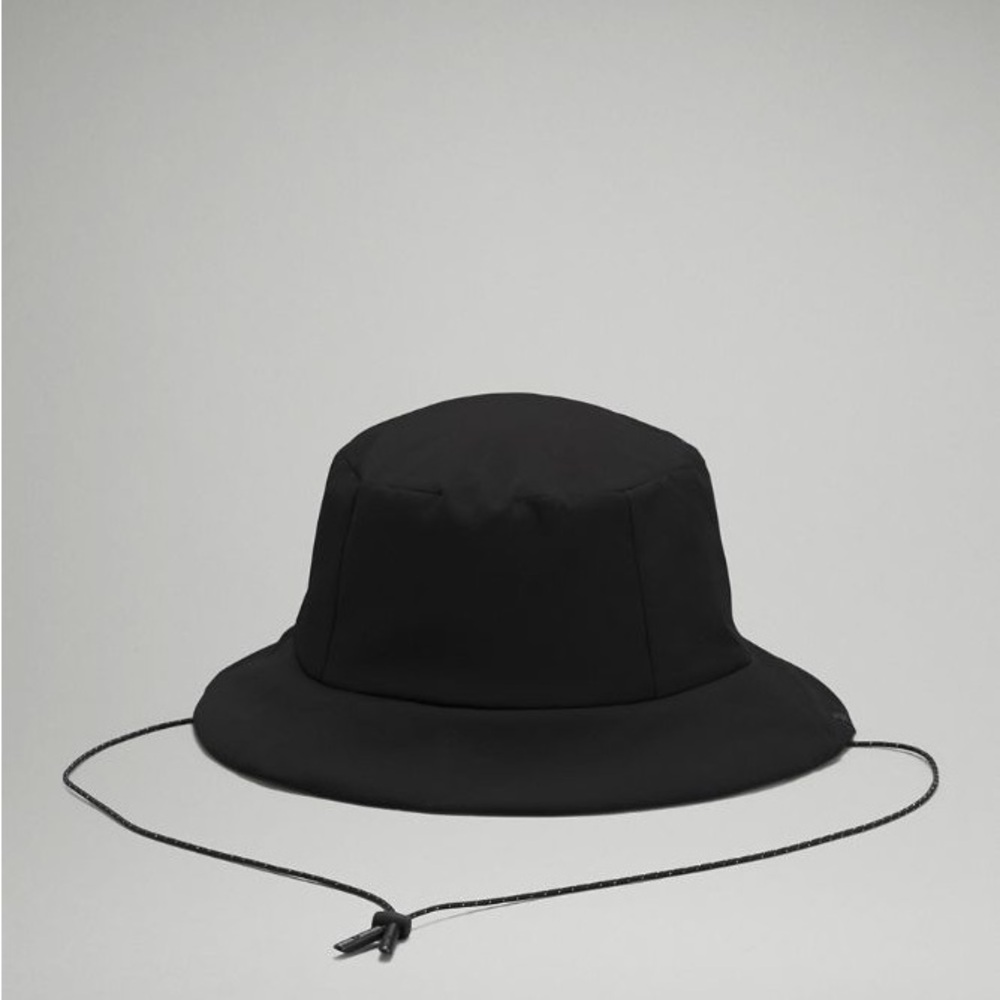 Lululemon Lab Black Bucket Hat